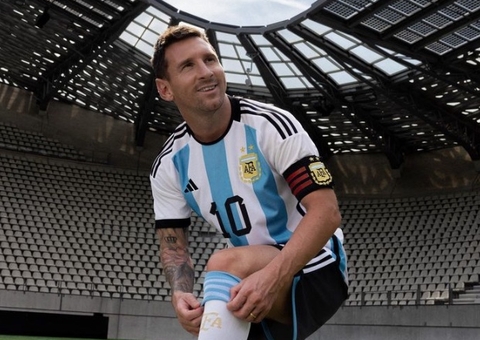 Presidente do Barcelona ainda sonha com possível retorno de Messi ao time
