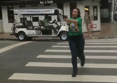 Homem que Zambelli perseguiu armada em rua de SP decide processá-la
