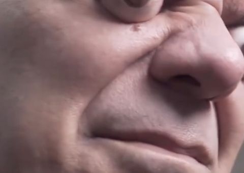 Brasileiro entra para o Guinness por ter os olhos mais esbugalhados do mundo