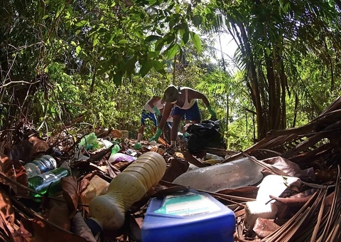 DPE acata denúncias e cobra melhores condições para catadores em Manaus
