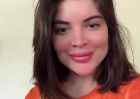 Gkay é levada de ambulância e internada às pressas em hospital de SP  