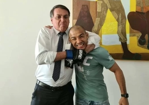 Bolsonaro deve ficar hospedado na mansão de José Aldo em Orlando