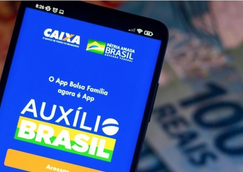 Equipe de Lula quer suspender empréstimo consignado do Auxílio Brasil e do BPC