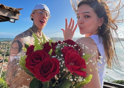 Mel Maia e MC Daniel oficializam namoro com aliança de R$ 33 mil 