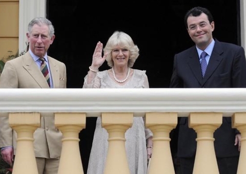 Rei Charles III envia carta de parabenização a Lula e lembra de viagem a Manaus