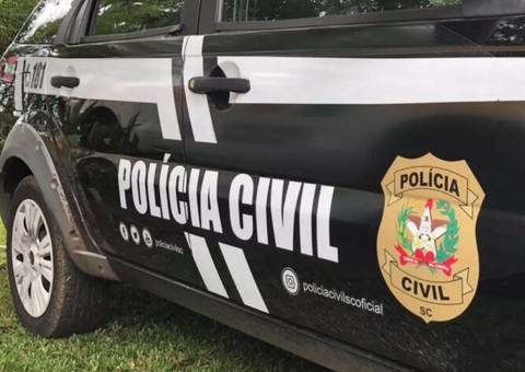 Polícia é acionada após corpo de idosa ser encontrado dentro de mala em prédio