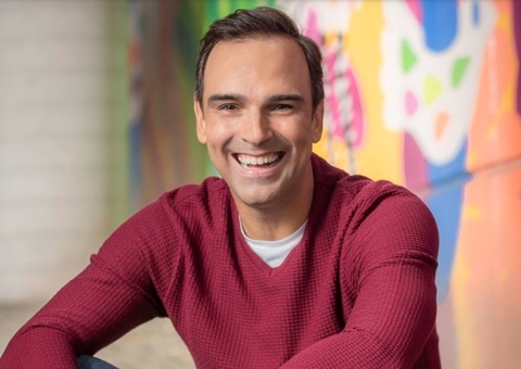 ‘BBB 23′: Tadeu Schmidt indica que prêmio final mudará ao longo da temporada em vídeo com ‘pistas’