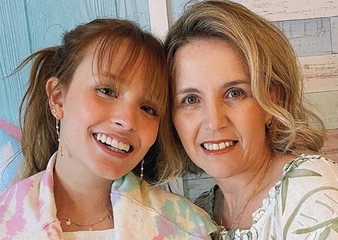 Amigos revelam motivo de afastamento de Larissa Manoela da mãe