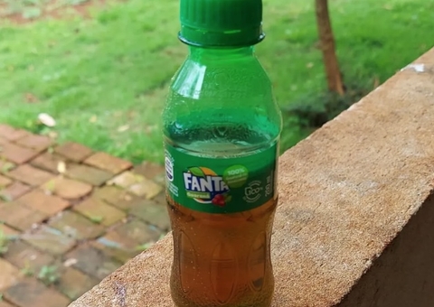 Garoto de 5 anos morre ao tomar veneno que estava em garrafa de refrigerante