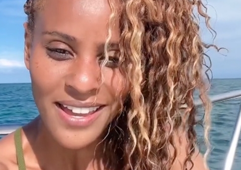 Ex-Rouge Aline Wirley está no BBB23, garante Leo Dias