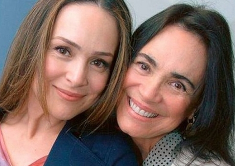 Gabriela Duarte se posiciona contra Regina Duarte e condena vandalismo em Brasília 