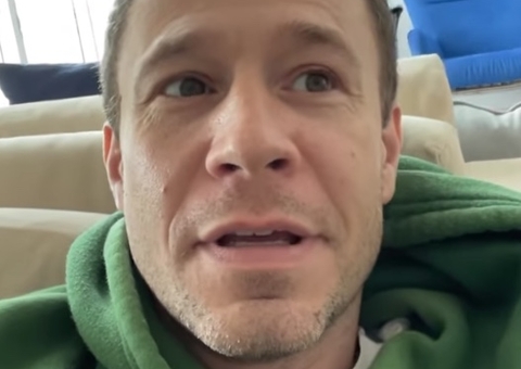 Tiago Leifert declara torcida para participante da Casa de Vidro e web reage