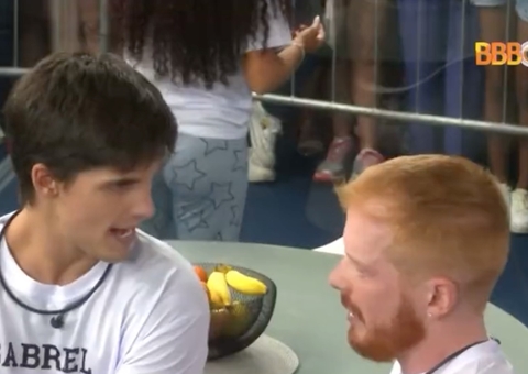 Manoel confronta Gabriel na Casa de Vidro: 'fala na cara!'