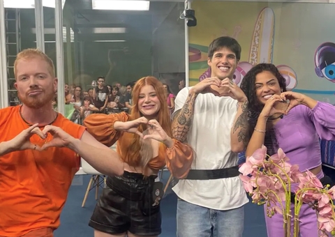 Tadeu Schmidt anuncia encerramento da Casa de Vidro e data para saber quem ganhou