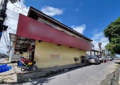 Mercadinho inicia o ano sendo novamente flagrado com “gato” de energia em Manaus