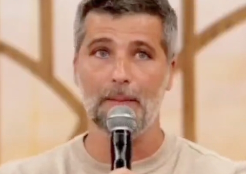 Na Globo, Bruno Gagliasso se recusa a falar nome de Bolsonaro e usa apelido