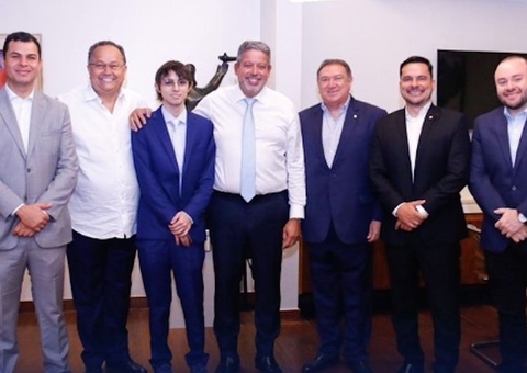 Arthur Lira se reúne com deputados do Amazonas e firma compromissos