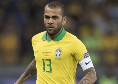 Juíza decreta prisão preventiva e sem direito a fiança para Daniel Alves