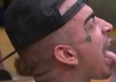 Linguarão de MC Guimê choca brothers e internautas: 'Lexa tá feita'; vídeo