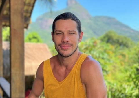 Recepcionista de hotel é demitida após ser flagrada em quarto com José Loreto