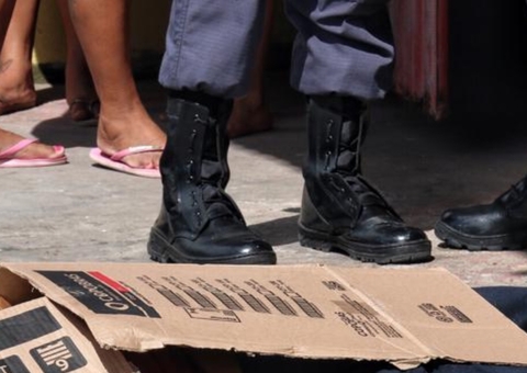 Pistoleiros matam jovem a tiros em bar em Manaus