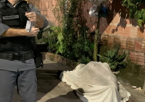 Homem é assassinado após sair de partida de futebol em Manaus