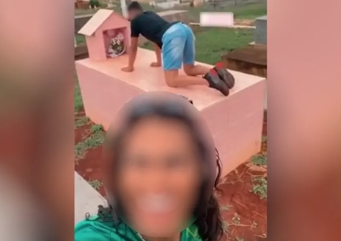 Vídeo: Dupla é presa por violar sepultura de criança ao dançar funk sobre túmulo
