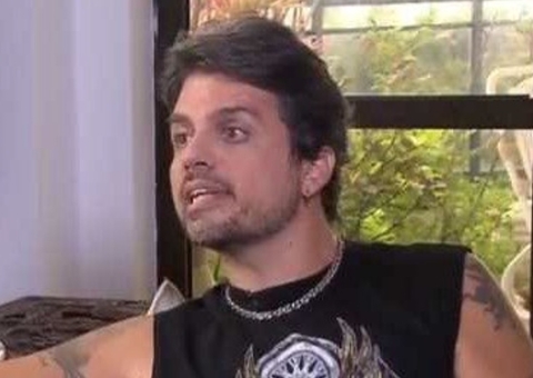 Ex-vocalista do LS Jack, Marcus Menna fez hit 'Carla' para cantora famosa