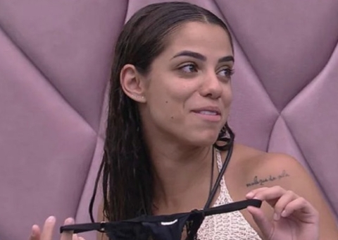 No Paredão, Key Alves dá calcinha de presente para Gustavo: ‘dar um chá’