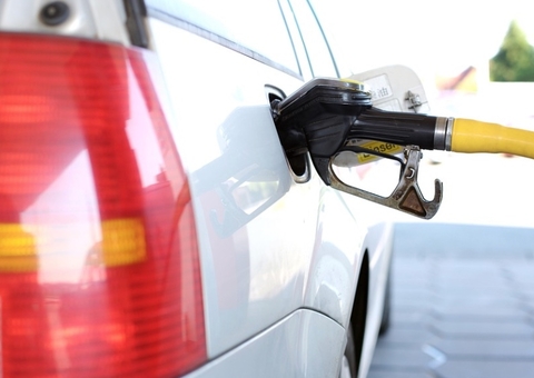 Petrobras anuncia reajuste no preço da gasolina