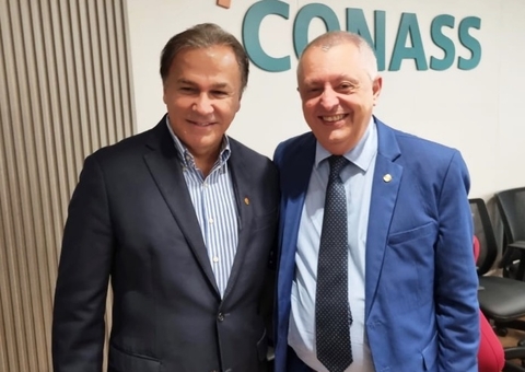 Secretário Anoar Samad discute política pública em saúde em Brasília 