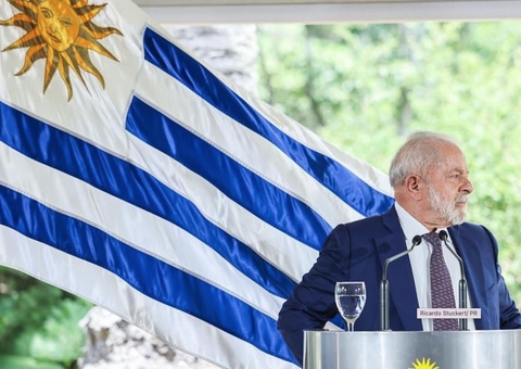 No Uruguai, Lula defende acordo entre China e Mercosul