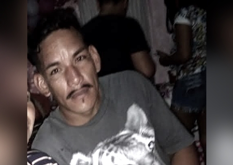 Vídeo: Homem morre após ser torturado pelo tribunal do crime em Iranduba