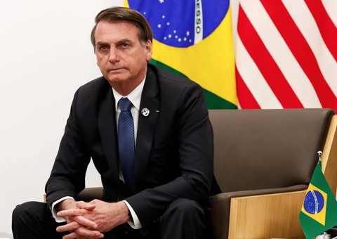 Bolsonaro pede visto de turista para continuar nos Estados Unidos