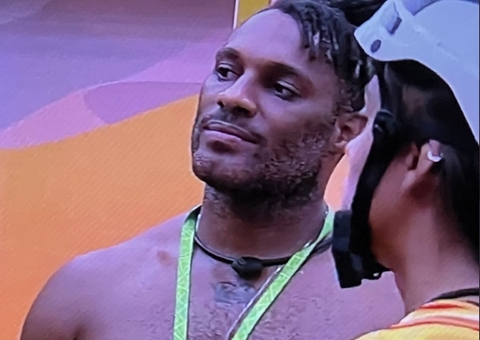 Adm de Fred Nicácio desmente cirurgia plástica e explica cicatrizes: '8 cirurgias e foi entubado'