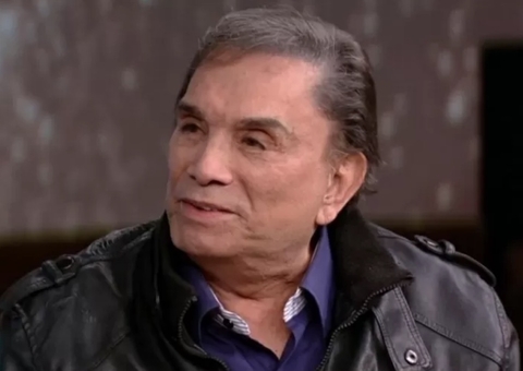 Aos 86 anos, Dedé Santana mostra antes e depois de harmonização facial 