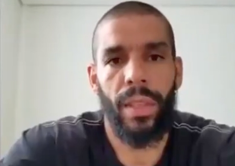 Em vídeo, jogador Wallace pede desculpas após post sobre tiro em Lula: 'post infeliz'
