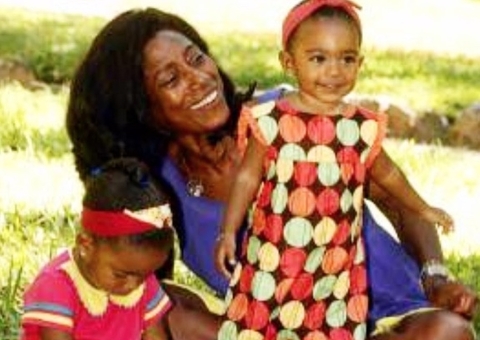 Glória Maria deixa duas filhas; herdeiras foram adotadas em 2009