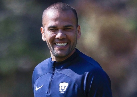  Pumas cobra indenização milionária de Alves após prisão por estupro em boate
