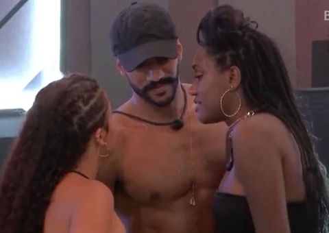 Como Ricardo confessou paixão por Paula e acabou no edredom com Sarah