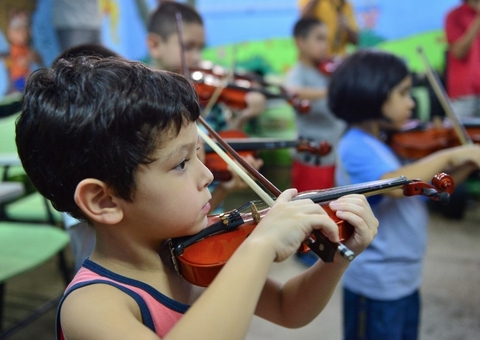 Rematrículas para cursos do Liceu Claudio Santoro iniciam na próxima semana no Amazonas