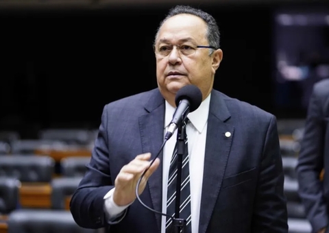 Bancada evangélica anula eleição de novo presidente em disputa tensa envolvendo Silas Câmara