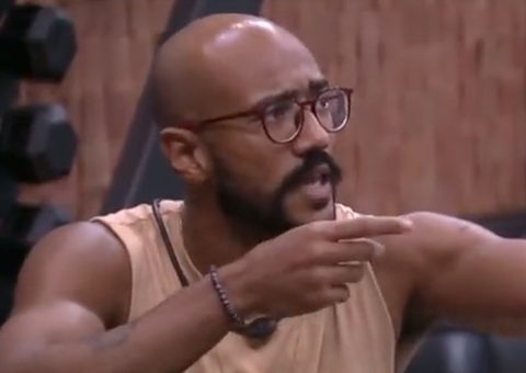 Ricardo diz que Marvvila não merecia estar no BBB23 e promete puxá-la no Paredão; vídeos