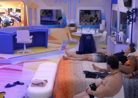 VIPs assistem sisters trocando de roupa e comparam corpos das participantes; vídeo