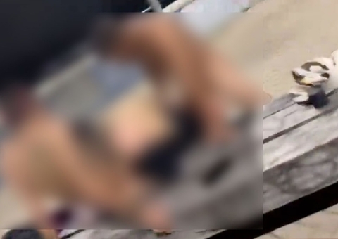 Sex0 a três em calçadão da Praia de Iracema termina em prisão; vídeo explícito