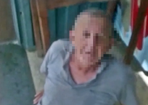 Homem ajuda idoso que estava passando mal e acaba sofrendo ataque racista