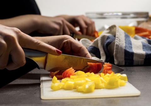 Manaus terá cursos profissionalizantes gratuitos em gastronomia e tecnologia