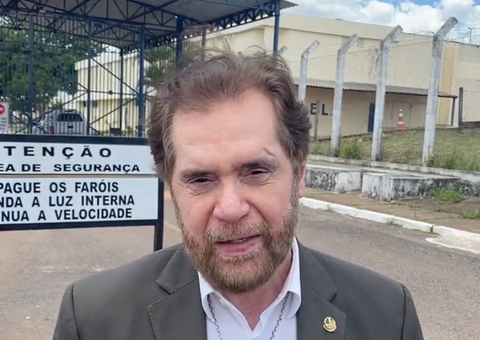 Plínio Valério visita amazonenses presos por atos golpistas no DF: ‘nenhum tem perfil de terrorista’