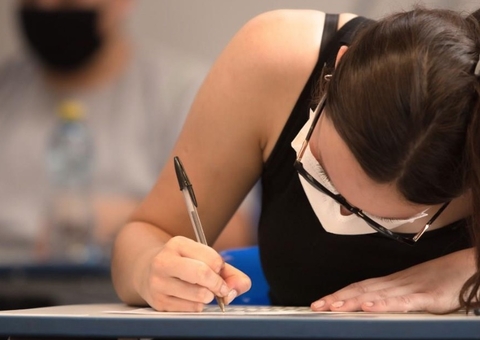 Prefeitura lança edital de processo seletivo com 77 vagas no Amazonas