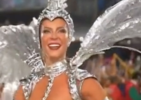 Paolla Oliveira samba quase nua e deslumbra: 'uma das mais belas do Brasil'; vídeo